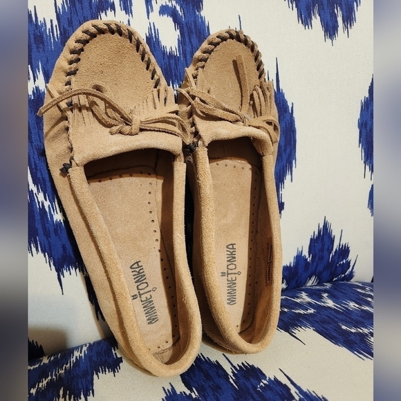 Minnetonka Shoes - minnetonka suede moccasins